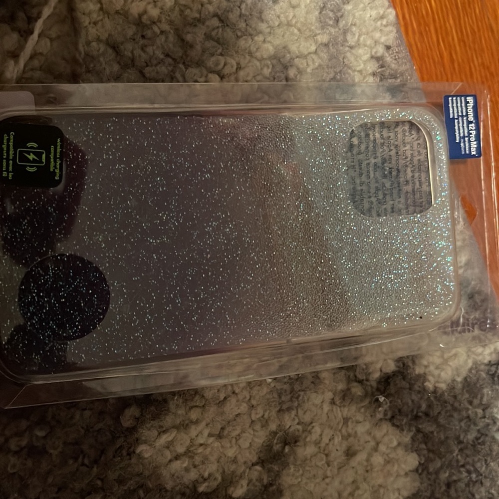 Phone case - Picture 3 of 3